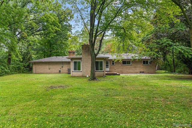 1175 South Boulevard, Troy, MI 48098