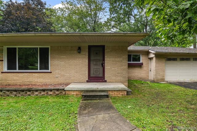 1175 South Boulevard, Troy, MI 48098