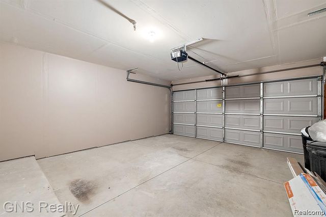 53216 Manchester Avenue, Shelby Twp, MI 48316