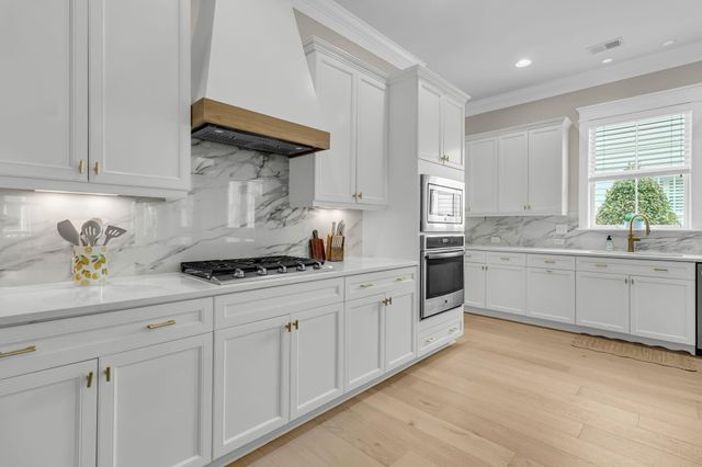 2648 Augustus Street, Daniel Island, SC 29492