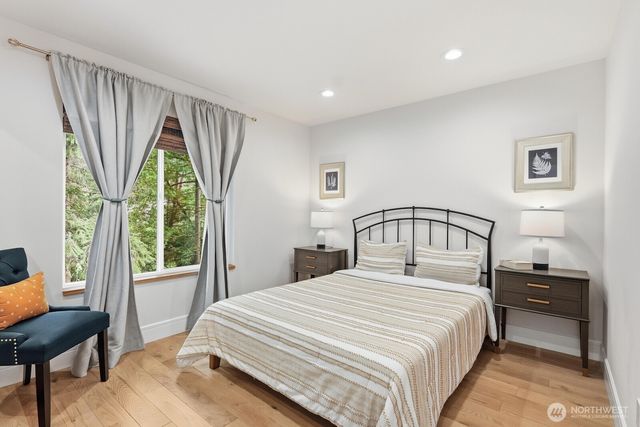 22408 NE 46th Street, Redmond, WA 98053