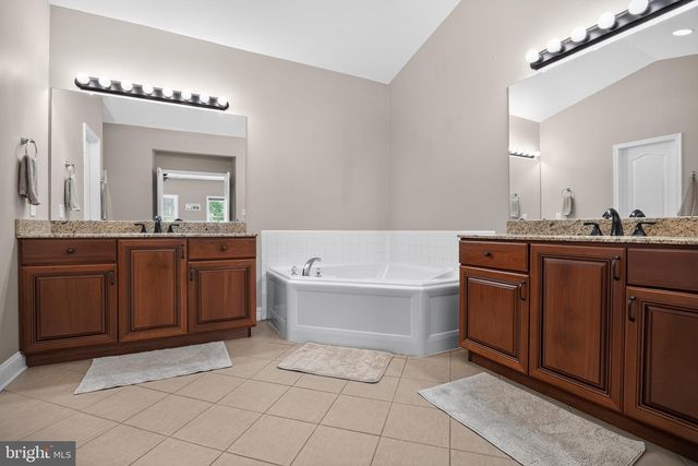 3104 WOODS EDGE DR, Garnet Valley, PA 19060