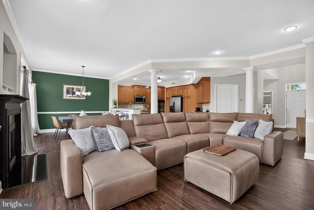 3104 WOODS EDGE DR, Garnet Valley, PA 19060