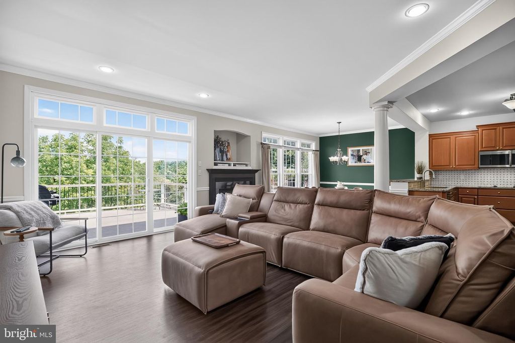 3104 WOODS EDGE DR, Garnet Valley, PA 19060