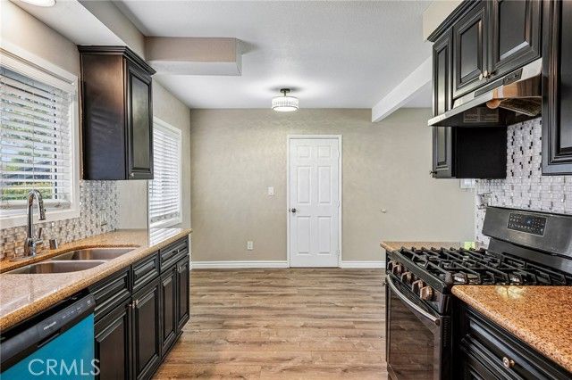 2424 Central, Riverside, CA 92506