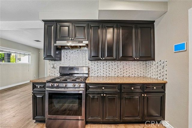 2424 Central, Riverside, CA 92506