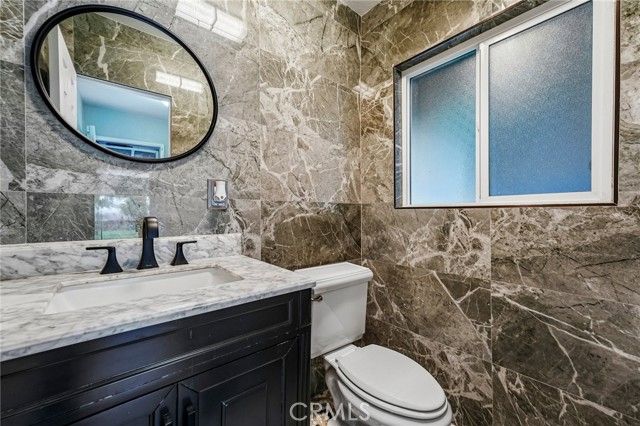 2424 Central, Riverside, CA 92506