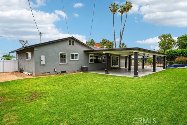 2424 Central, Riverside, CA 92506
