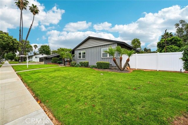 2424 Central, Riverside, CA 92506