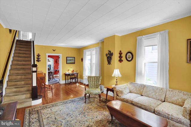 45 N 2ND ST, Hamburg, PA 19526