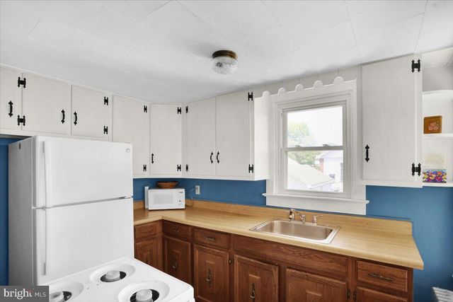 45 N 2ND ST, Hamburg, PA 19526