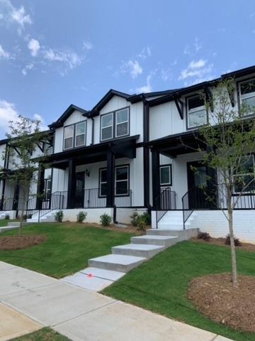 908 Sweetwater Grove, Woodstock, GA 30188