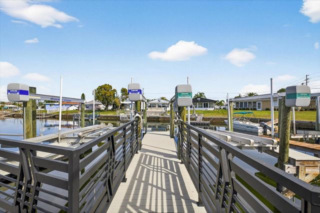 5036 BONITO DRIVE, New Port Richey, FL 34652