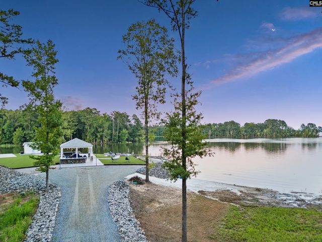 1075 Retreat Way, Ridgeway, SC 29130
