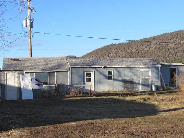 29277 N Highway 97 Highway N 251122, Chiloquin, OR 97624