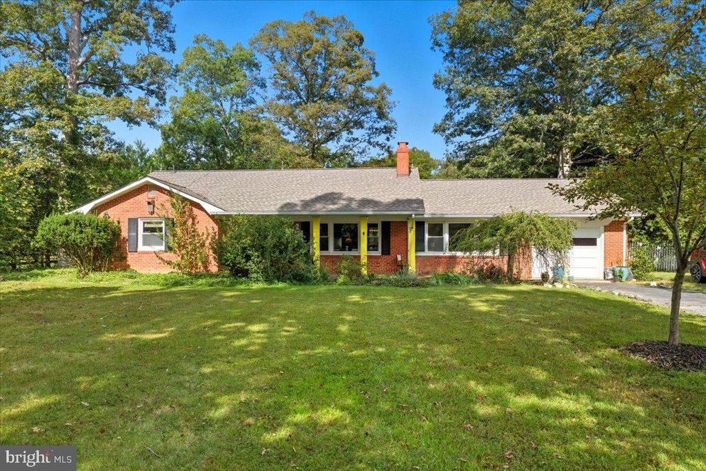 1701 ACCOKEEK RD W, Accokeek, MD 20607