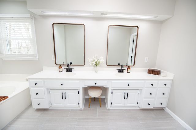 290 Earles Fort Road, Landrum, SC 29356