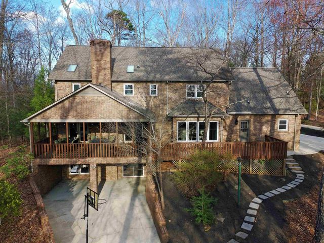 290 Earles Fort Road, Landrum, SC 29356