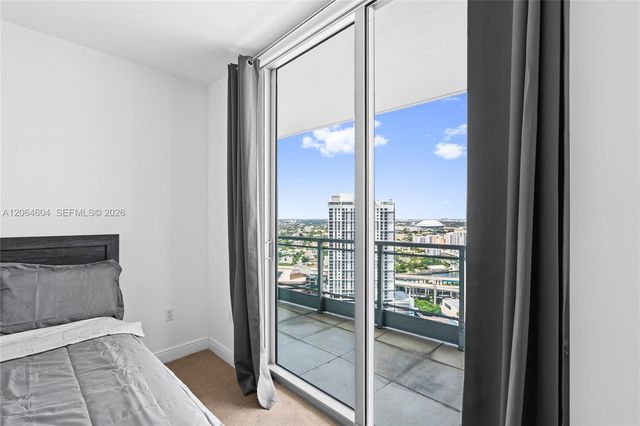 90 SW 3rd Street 3504, Miami, FL 33130