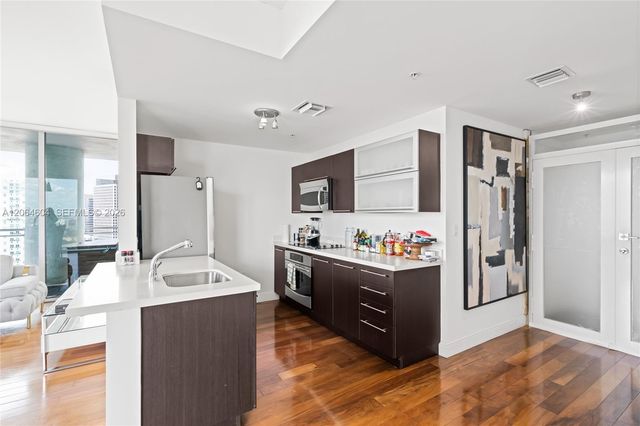 90 SW 3rd Street 3504, Miami, FL 33130