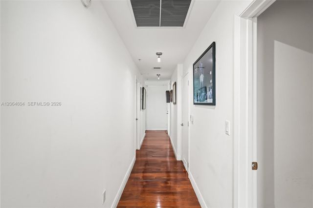 90 SW 3rd Street 3504, Miami, FL 33130