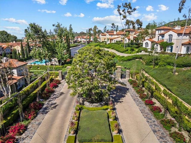 1 Roma Court, Newport Coast, CA 92657