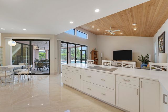 7762 La Corniche Circle, Boca Raton, FL 33433