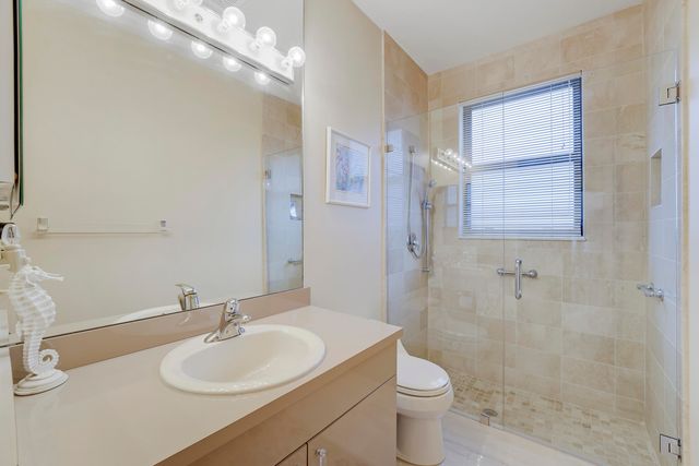 7762 La Corniche Circle, Boca Raton, FL 33433