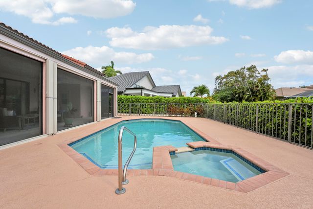 7762 La Corniche Circle, Boca Raton, FL 33433