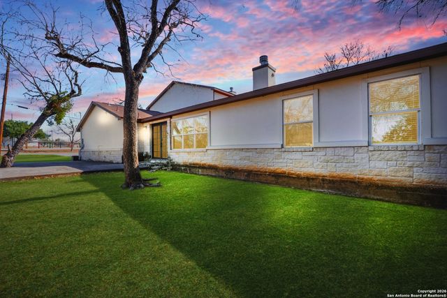 208 Lemonwood, Castle Hills, TX 78213