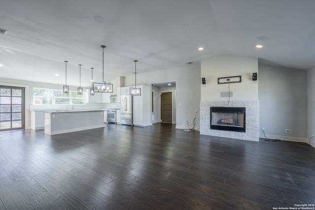 208 Lemonwood, Castle Hills, TX 78213