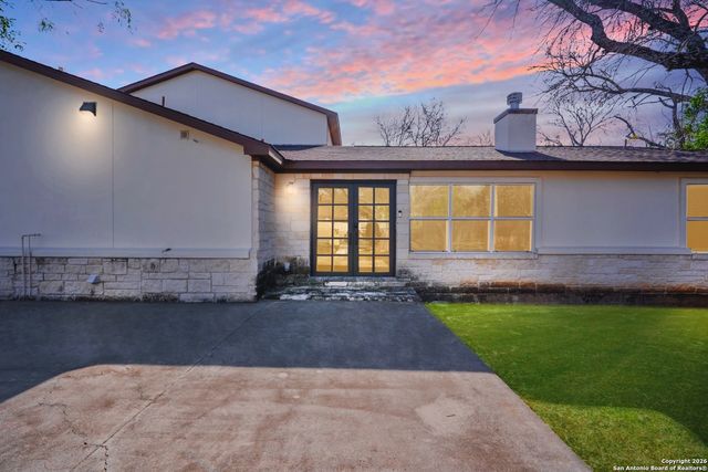 208 Lemonwood, Castle Hills, TX 78213