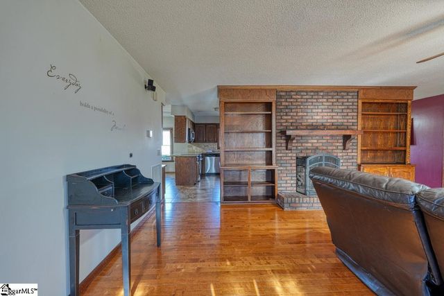 314 Sloping Meadow Drive, Inman, SC 29349