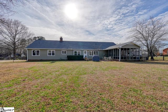 314 Sloping Meadow Drive, Inman, SC 29349