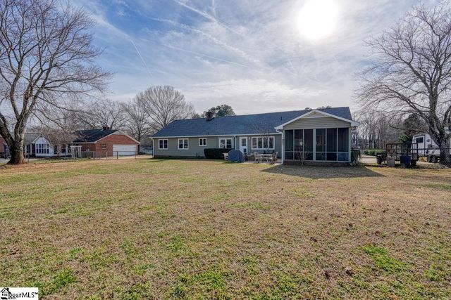 314 Sloping Meadow Drive, Inman, SC 29349