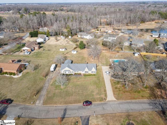 314 Sloping Meadow Drive, Inman, SC 29349