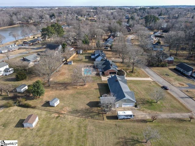 314 Sloping Meadow Drive, Inman, SC 29349