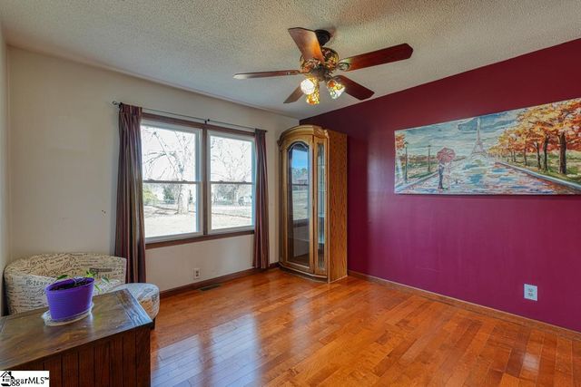 314 Sloping Meadow Drive, Inman, SC 29349