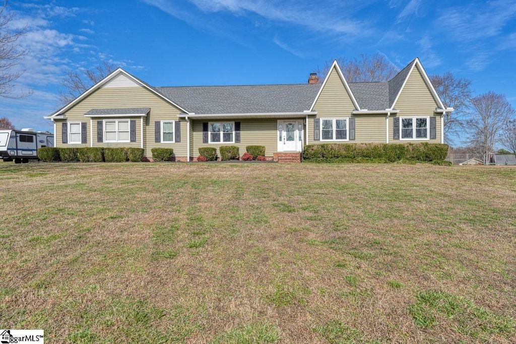 314 Sloping Meadow Drive, Inman, SC 29349