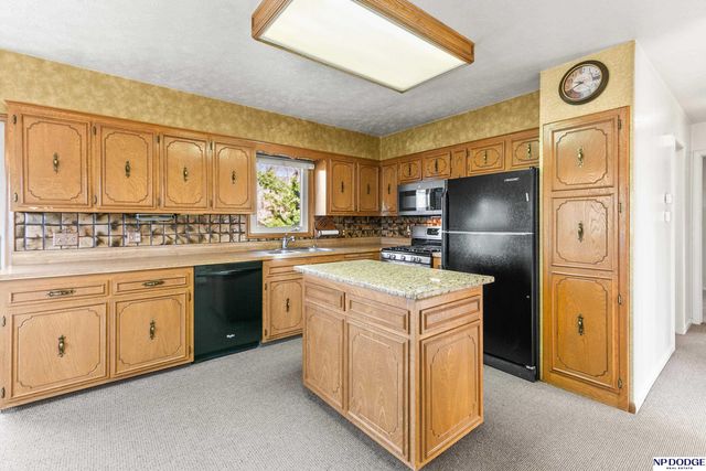 5030 S 39 Avenue, Omaha, NE 68107