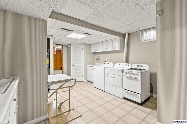 5030 S 39 Avenue, Omaha, NE 68107