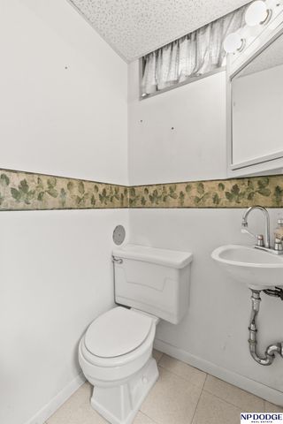 5030 S 39 Avenue, Omaha, NE 68107