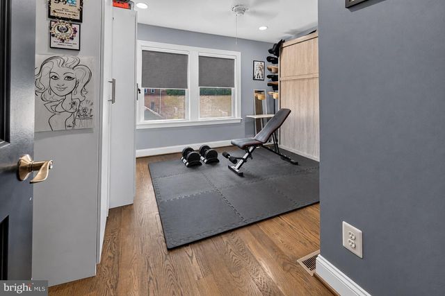 2111 RAND PL NE, Washington, DC 20002