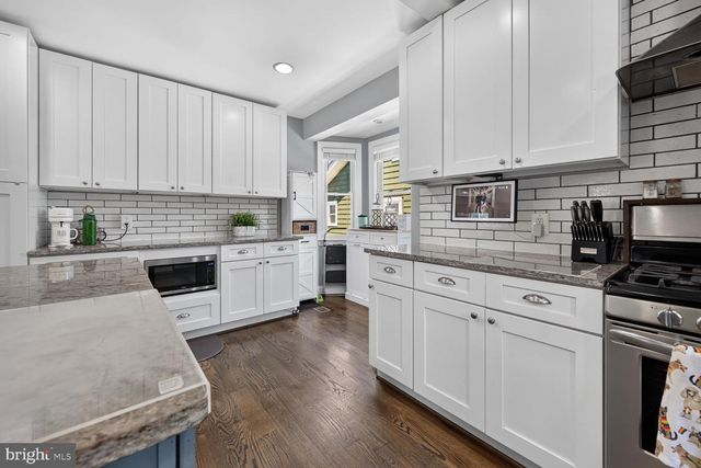 2111 RAND PL NE, Washington, DC 20002