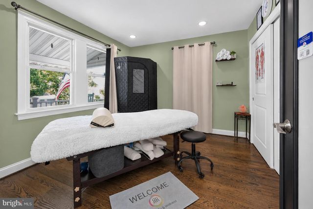 2111 RAND PL NE, Washington, DC 20002
