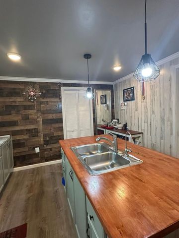 2039 County Road 3540, Cleveland, TX 77327