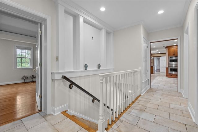 169 Country Club Rd, Sewickley Heights, PA 15143