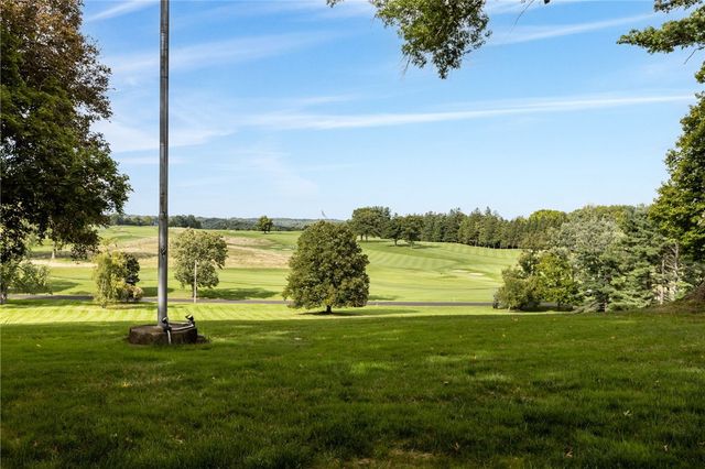 169 Country Club Rd, Sewickley Heights, PA 15143