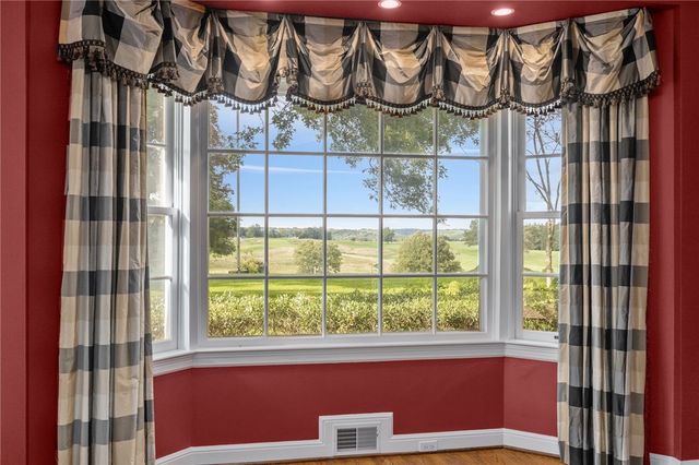 169 Country Club Rd, Sewickley Heights, PA 15143