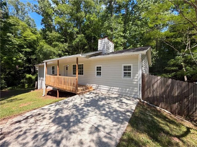 3000 Wilkes Plantation Way, Douglasville, GA 30135